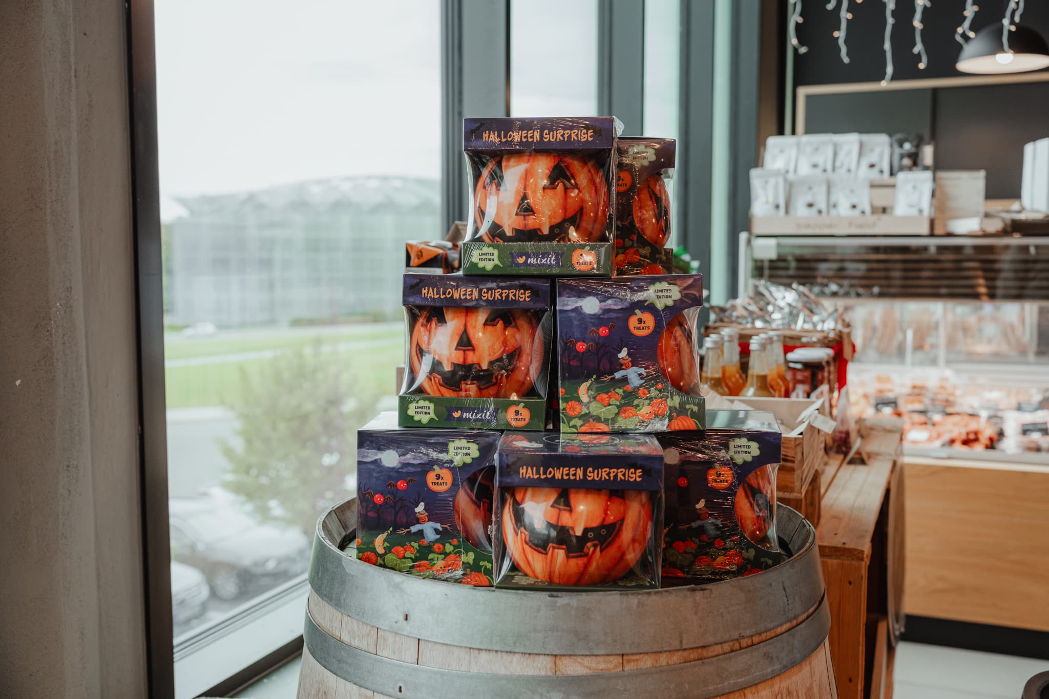 Mixit Halloween surprise