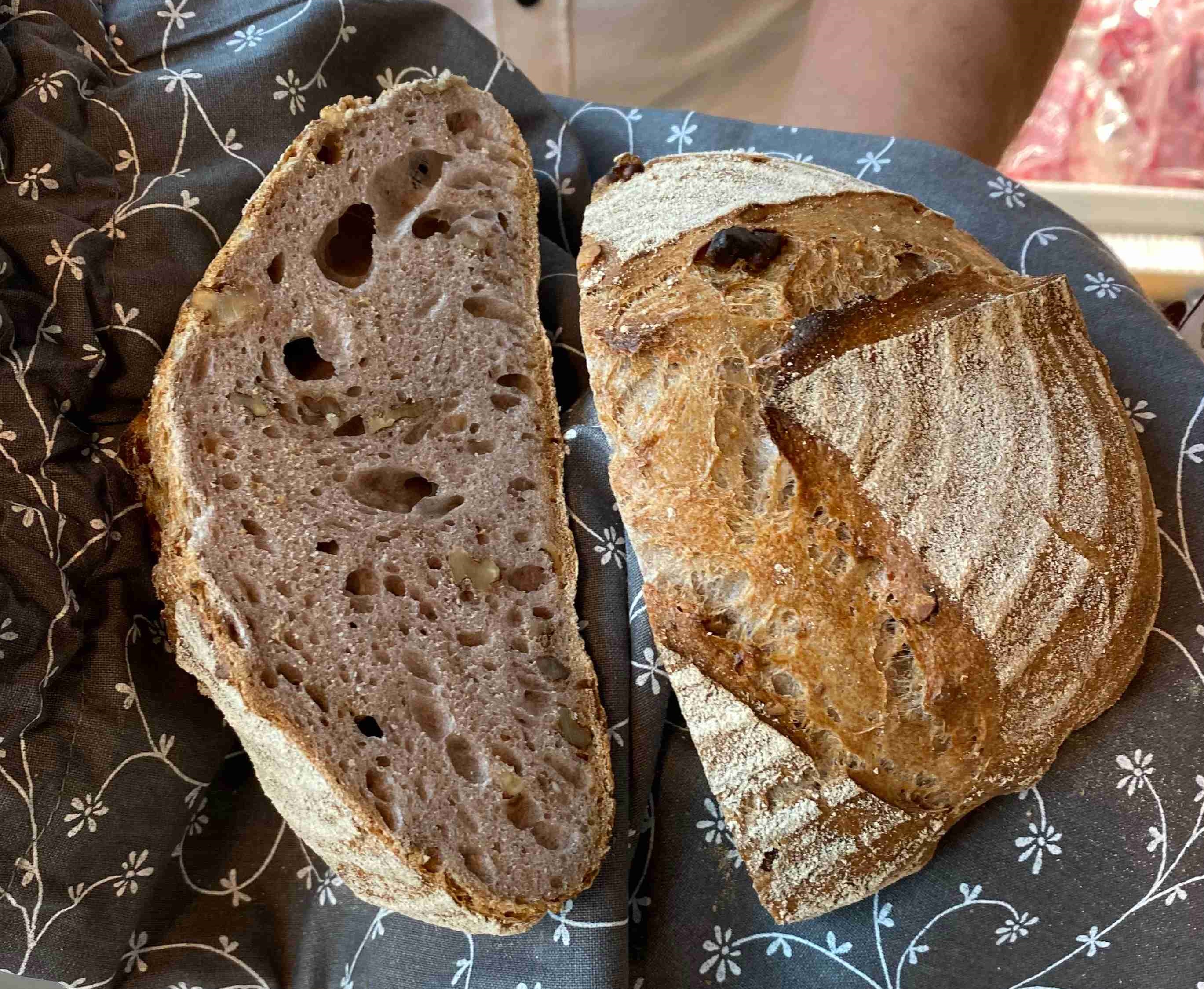 orechovy_chleb_bistroteka