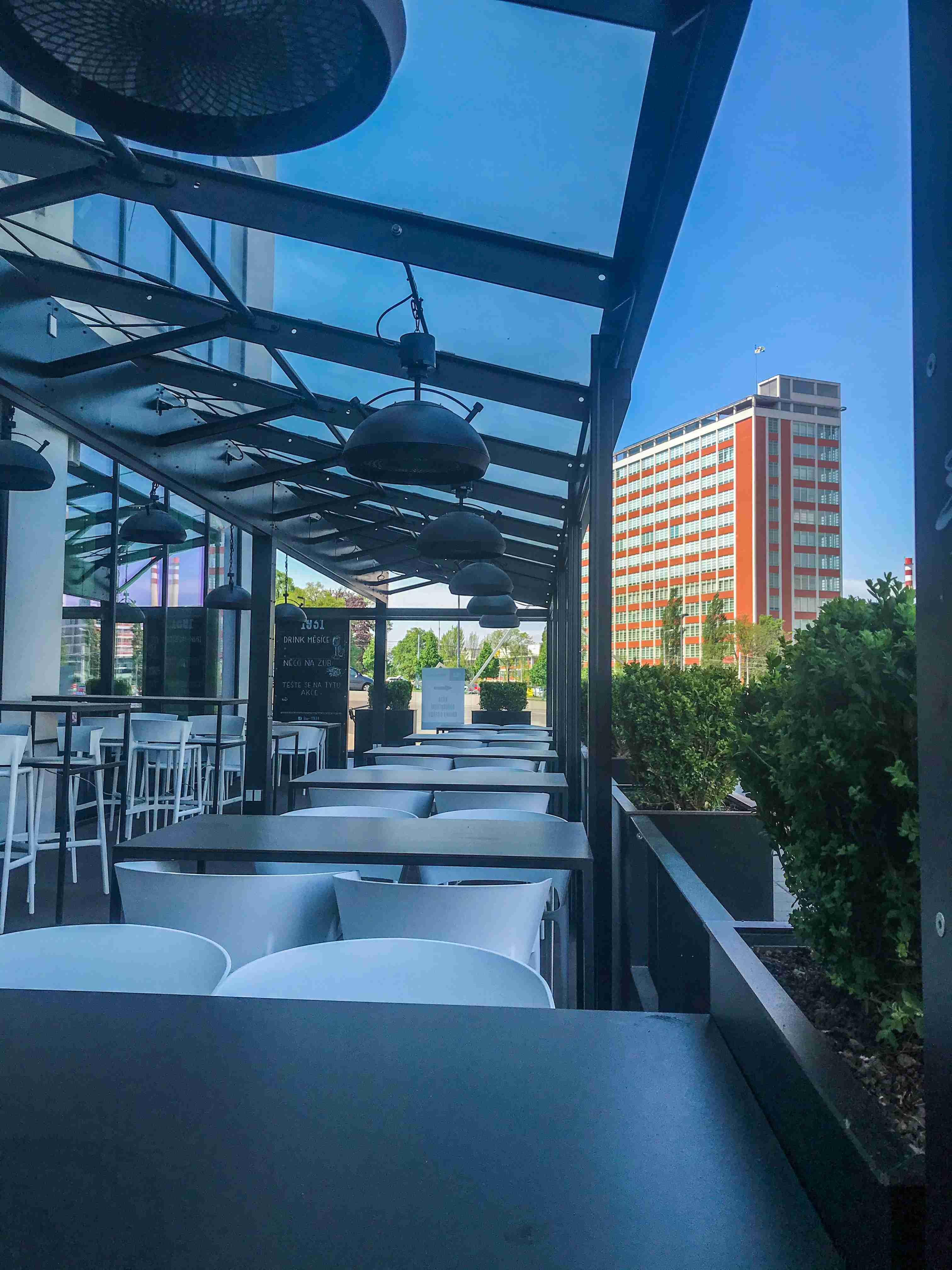 bistroteka_valachy_zahradka